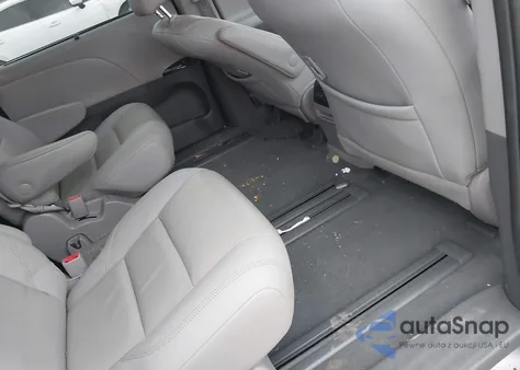 2020 Toyota Sienna Xle из США, поврежденный, VIN 5TDYZ3DC2LS055002